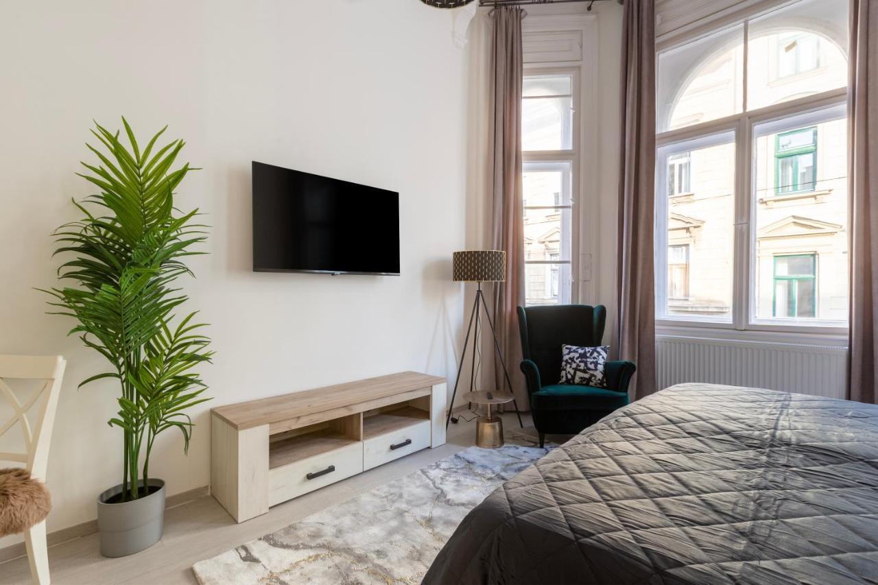 Lh Gallery Apartments Budapest Exterior photo