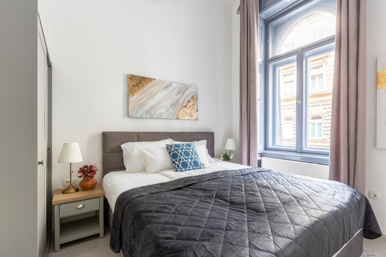 Lh Gallery Apartments Budapest Exterior photo